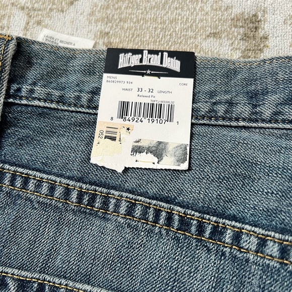 NWT Hilfiger Freedom Relaxed Loose Fit Jeans - Picture 4 of 7